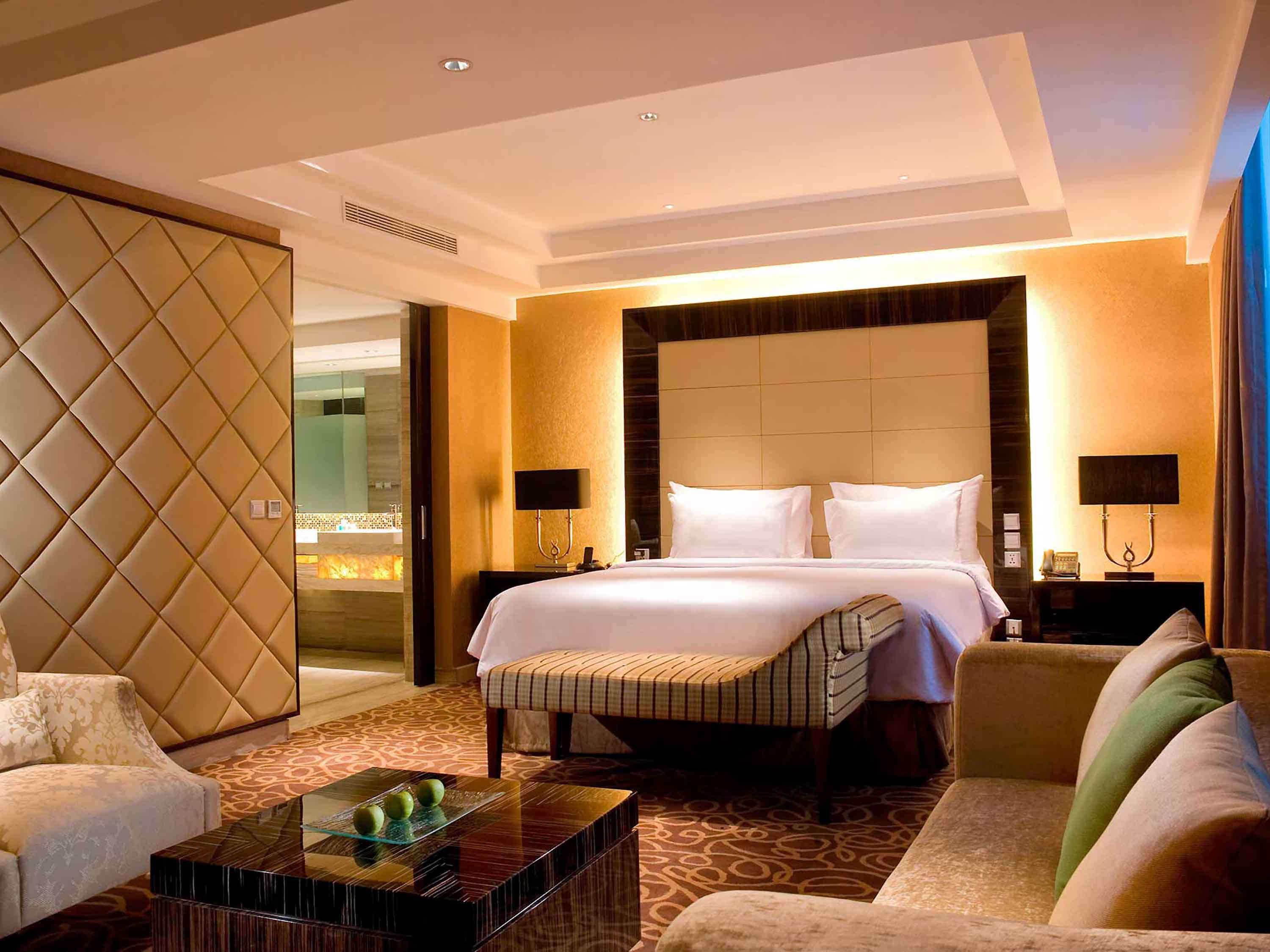 Novotel Bangka Hotel & Convention Center Pangkal Pinang Exteriör bild