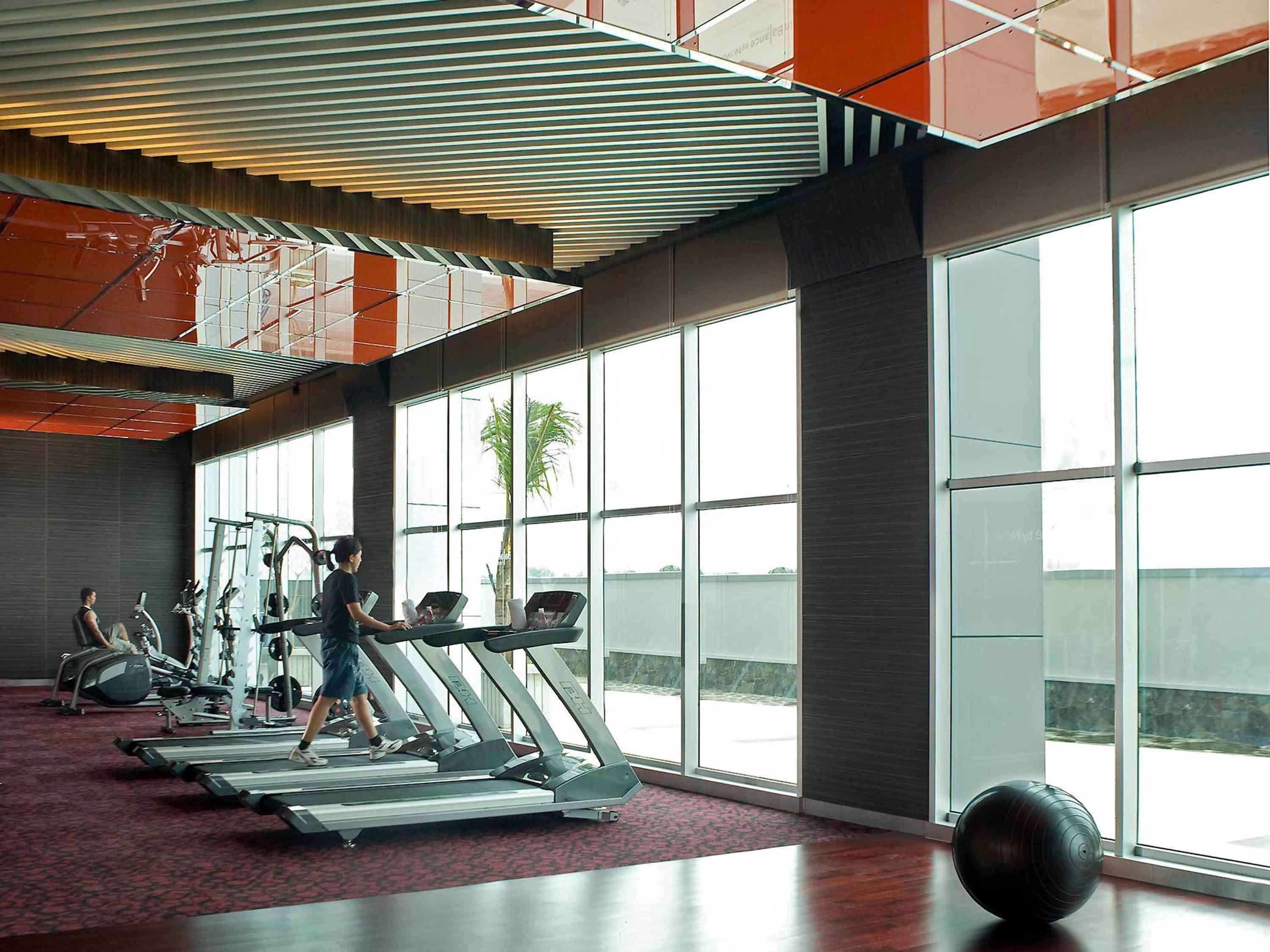 Novotel Bangka Hotel & Convention Center Pangkal Pinang Exteriör bild