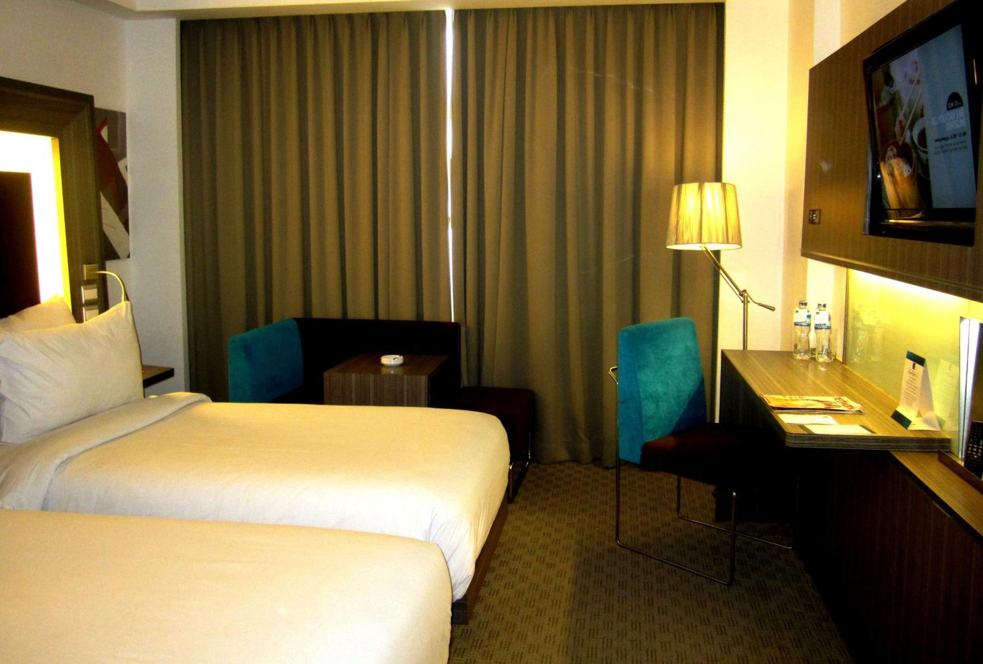 Novotel Bangka Hotel & Convention Center Pangkal Pinang Rum bild
